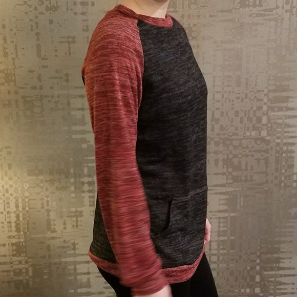 NWT Women's Tunic Crew-neck Sweater - Picture 5 of 6